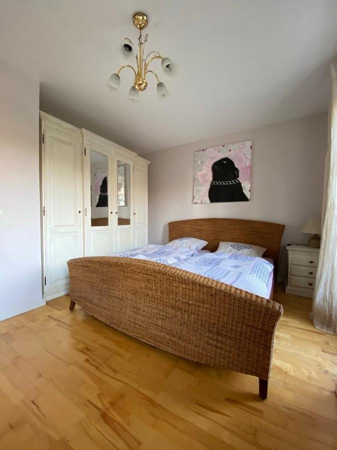 Grosszuegige Monteurwohnung Essen Exterior foto